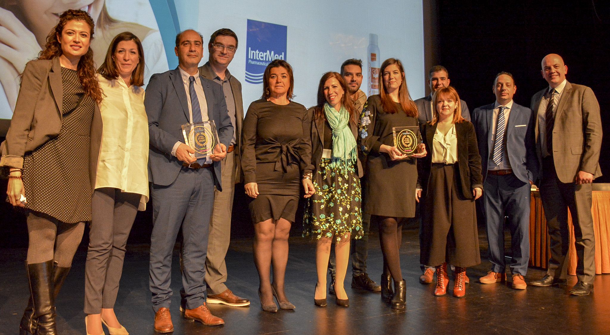 Two gold awards to Luxurious Sun care Invisible spray & Repel – 11η Health Expo Athens